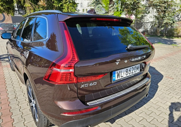 Volvo XC 60 cena 110900 przebieg: 125200, rok produkcji 2017 z Warszawa małe 67
